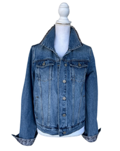 Load image into Gallery viewer, Vintage Denim Jacket