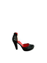 Load image into Gallery viewer, Sydney Pearl Pump