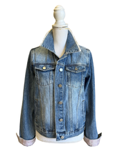 Load image into Gallery viewer, Vintage Denim Jacket