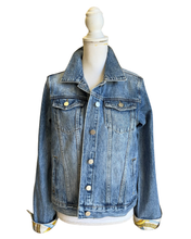 Load image into Gallery viewer, Vintage Denim Jacket
