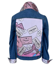 Load image into Gallery viewer, Vintage Denim Jacket