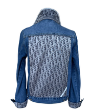 Load image into Gallery viewer, Vintage Denim Jacket