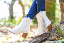 Load image into Gallery viewer, Bali Pearl Fringe Bootie