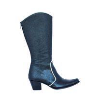 Load image into Gallery viewer, JET STINGRAY LEATHER MODERN COWBOY