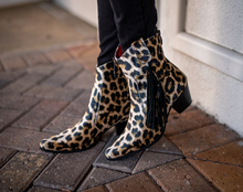 Load image into Gallery viewer, Jaguar Fringe Bootie