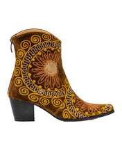 Load image into Gallery viewer, Urban Safari Ankle Bootie