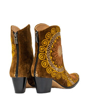 Load image into Gallery viewer, Urban Safari Ankle Bootie
