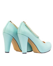 Load image into Gallery viewer, Tiffany Blue Pearl Pumps

