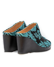 Load image into Gallery viewer, Nyla Wedge Sandal