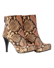 Load image into Gallery viewer, Natural Python Ankle Stiletto
