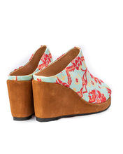 Load image into Gallery viewer, Bora Bora Wedge Sandal