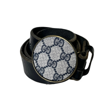 Load image into Gallery viewer, Vintage Gucci Blue Round Buckle with Leather Belt
