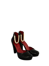 Load image into Gallery viewer, Sydney Pearl Pump
