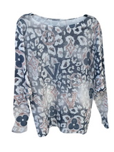 Load image into Gallery viewer, V Animal Print Top
