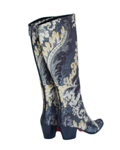 Load image into Gallery viewer, Black and Gold Knee High
