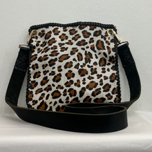Load image into Gallery viewer, Large LV Black/Leopard Envelope Crossbody
