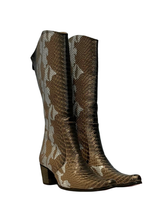 Load image into Gallery viewer, Devon Modern Cowboy
