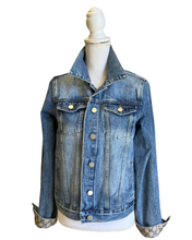 Load image into Gallery viewer, Vintage Denim Jacket
