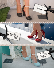 Load image into Gallery viewer, Sydney Pearl Pump
